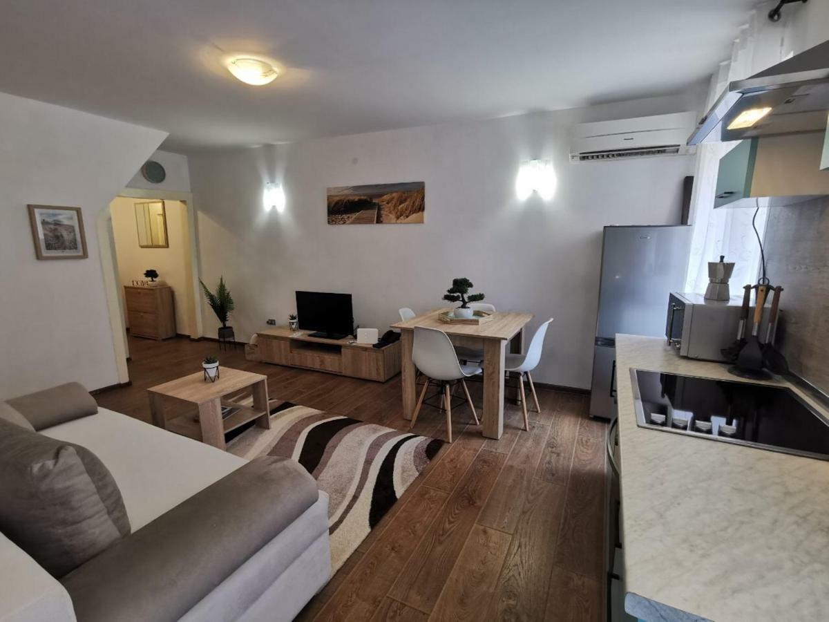 A Charming One-Bedroom Apartment In The Heart Of 'Rovinj' Exteriör bild