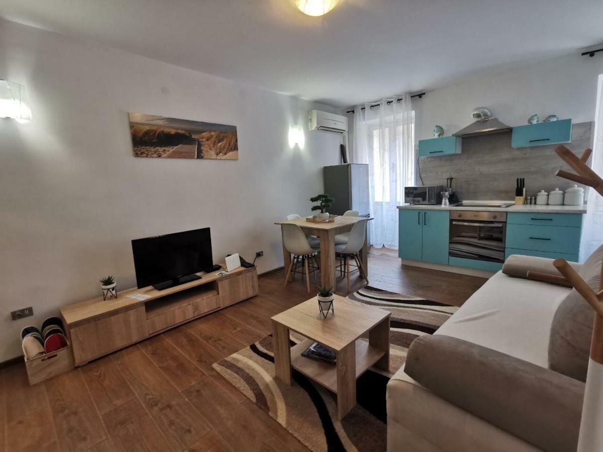 A Charming One-Bedroom Apartment In The Heart Of 'Rovinj' Exteriör bild